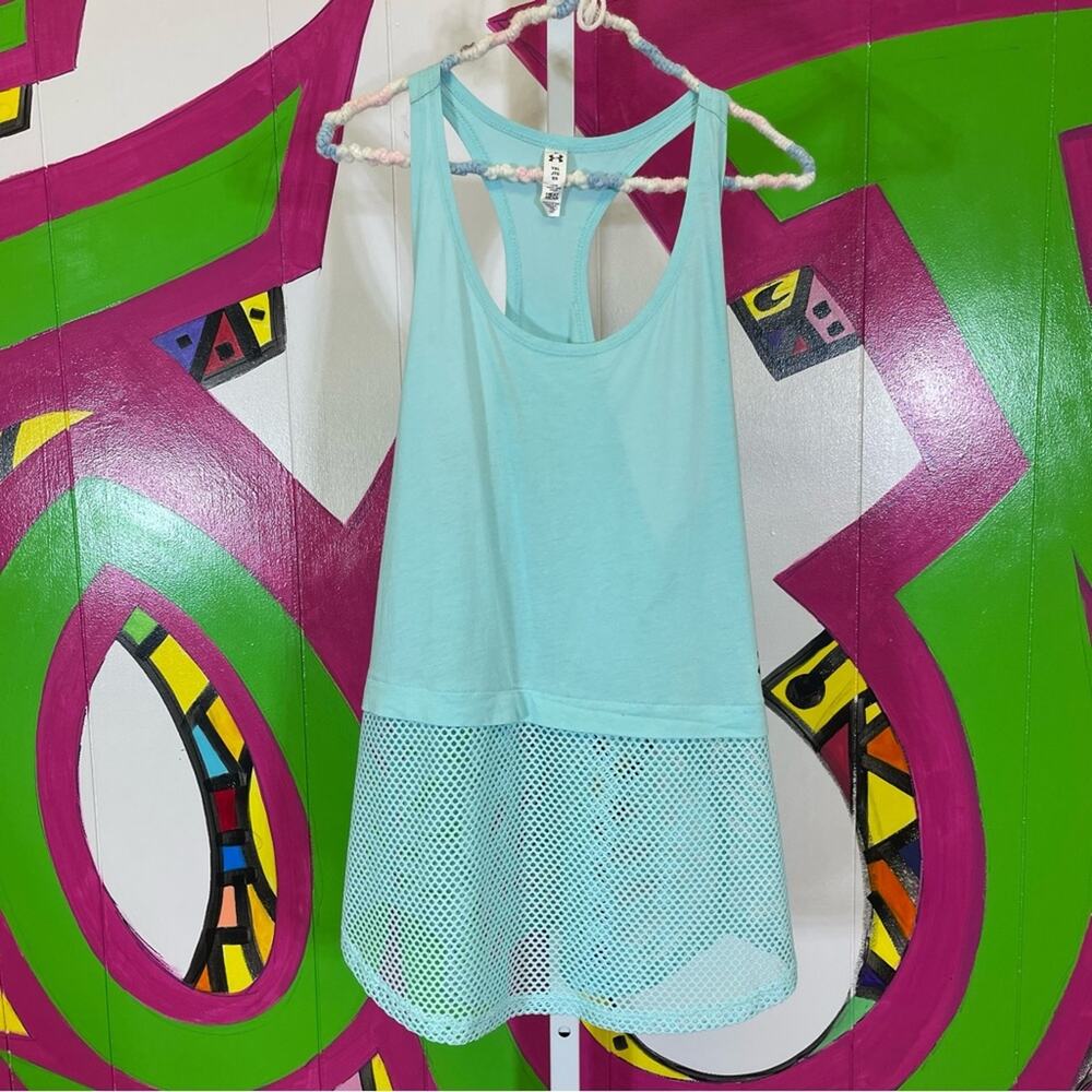 Under Armour, Racerback Tank Top. Mesh Bottom Half. Youth XL. Excellent  cond!